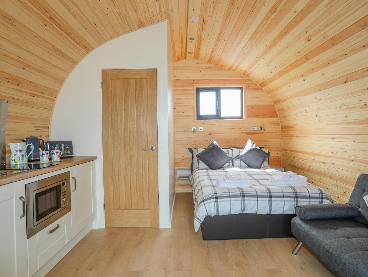 Caban Cariad Holyhead Exterior foto